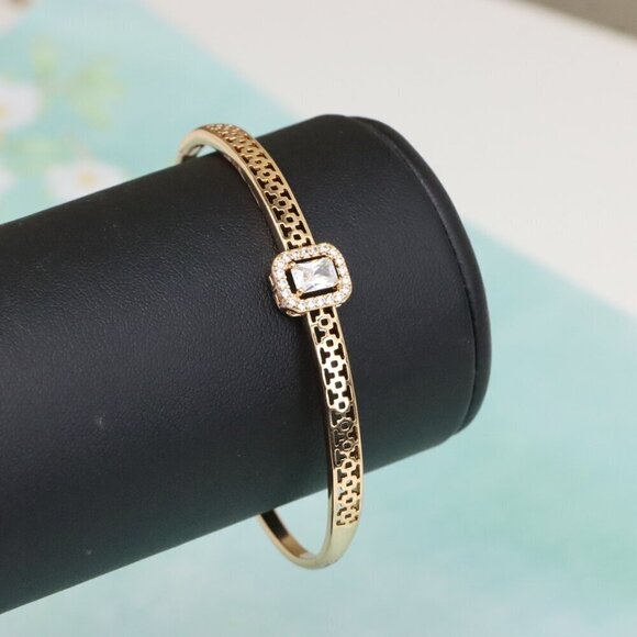 Rose Gold Plated Bangle with Cutout Design & Centerpiece Stone, XPBL0551 - Picture 9 of 12